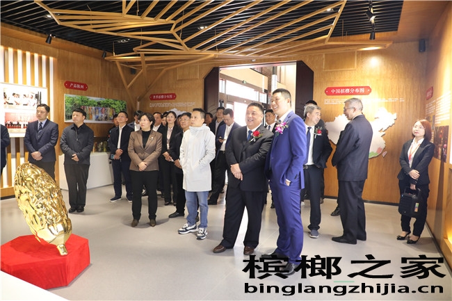 文化展馆参观.JPG